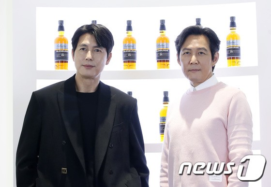 Lee Jung Jae and Jung Woo Sung