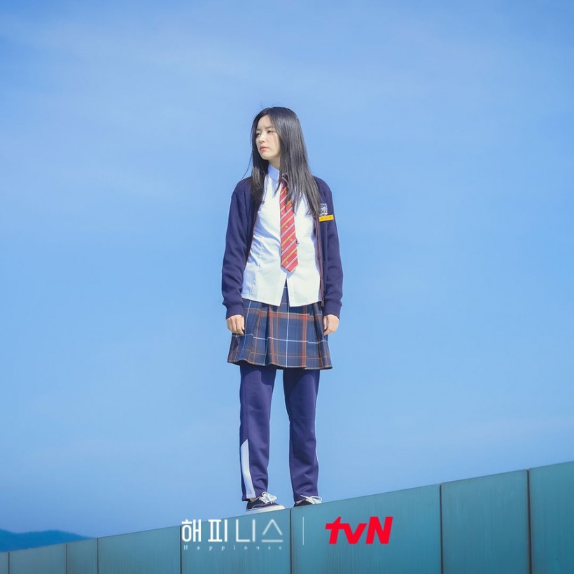 Park Hyung Sik, Han Hyo Joo’s Zombie Drama ‘Happiness’ Comes To Netflix