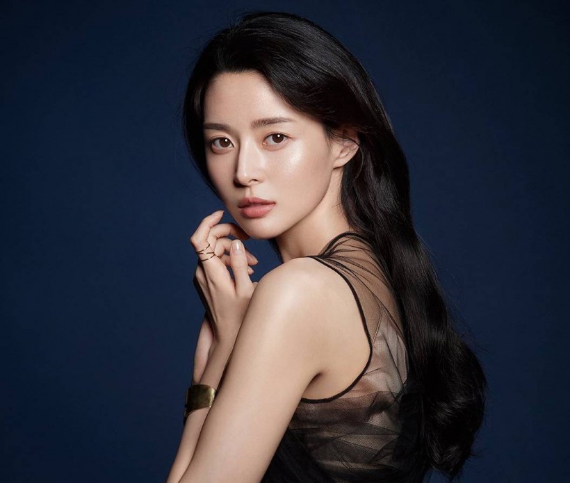 Kwon Nara Relationship 2021: Did the ‘Bulgasal’ Actress Really Date Lee Jong Suk?