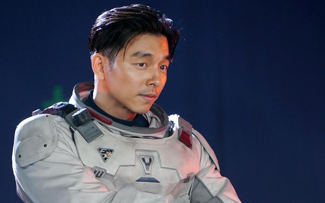 Gong Yoo Talks About Split Responses To “The Silent Sea,” His