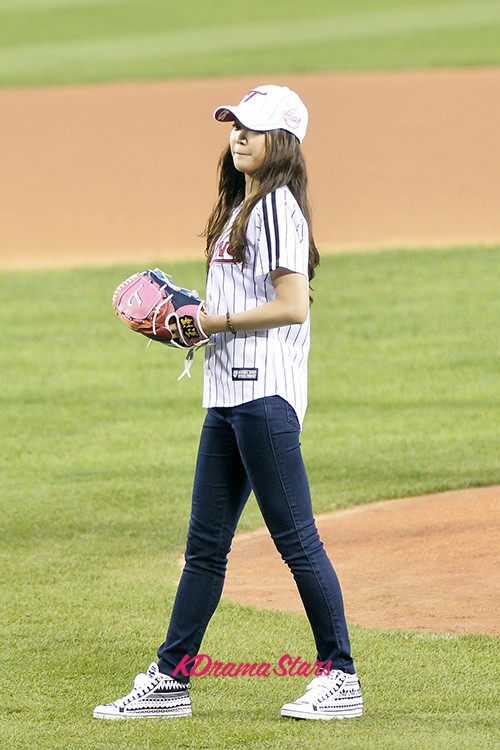 Letters reading Corona 19 Out are seen on the cap of LG Twins baseball  team's infielder Moon Bo-gyeong as a part of campaign to overcome the  coronavirus before the intrasquad baseball game