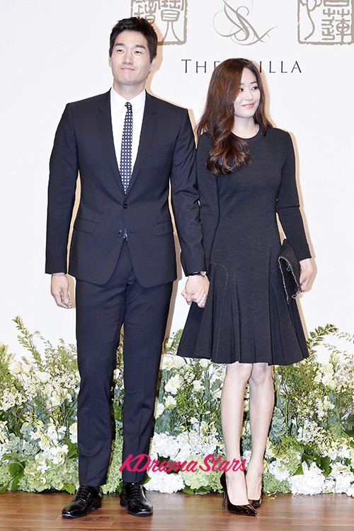 Stars Attend Yoo Ji Tae and Kim Hyo Jin's Wedding