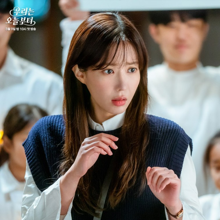 Im Soo Hyang Is Unable To Answer Shin Dong Wook’s Proposal in Upcoming Drama
