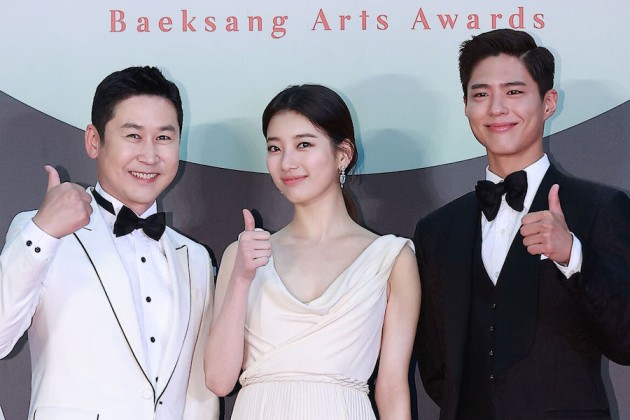 Undeniable Chemistry: Park Bo-gum swoons fans with his sweet gesture  towards Bae Suzy at the 2023 Baeksang Art Awards