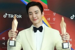 Lee Jun Ho First Idol-Actor To Win Best Actor at 58th Baeksang Arts Awards