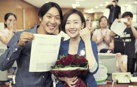 8 Korean Celebrities Who Got Secretly Married: Choi Ji Woo, Park Ha Sun, More!