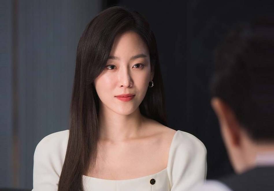 Search engine marketing Hyun Jin Magnificence Ideas 2022: Right here’s How ‘Why Her?’ Star Maintains Glowing Pores and skin