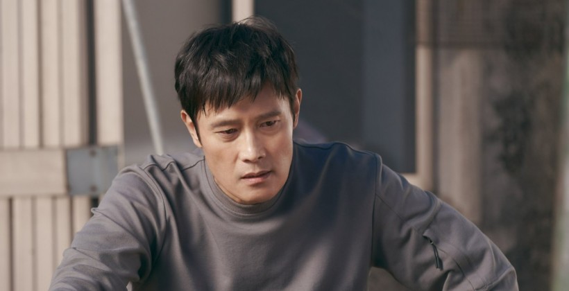 ‘Our Blues’ Episode 18: Lee Dong Seok Reminisces Painful Past