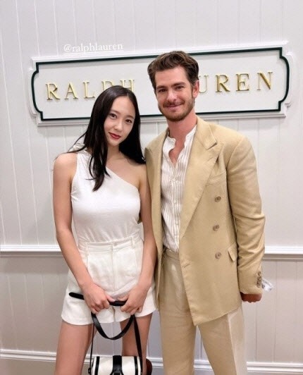 Krystal Jung and Andrew Garfield  
