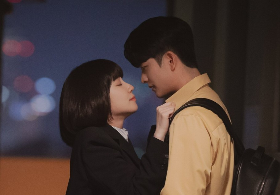 Extraordinary Attorney Woo' Episode 10: Park Eun Bin, Kang Tae Oh Share  First Sweet Kiss | KDramaStars