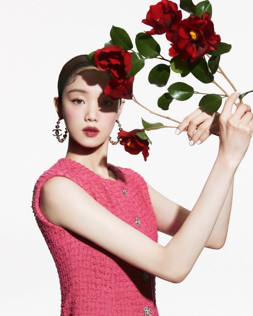 Lee Sung Kyung Flaunts Her Breathtaking Visuals in Latest Brand Endorsement Shoot