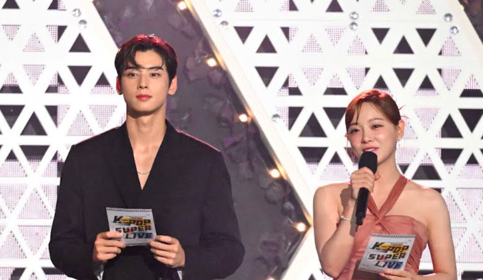 Cha Eun Woo Reunites With Kim Sejeong in THIS Event KDramaStars