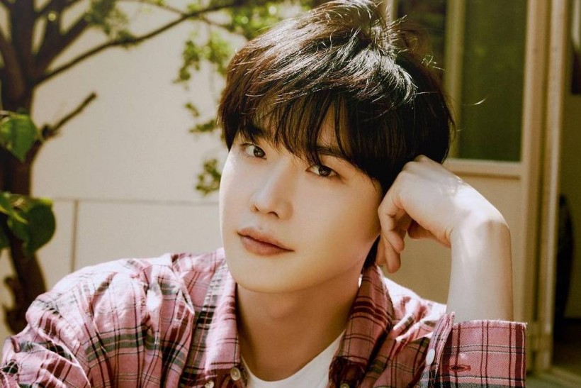 Lee Jong Suk Confirmed To Have Offline Fan Meeting in THIS Month