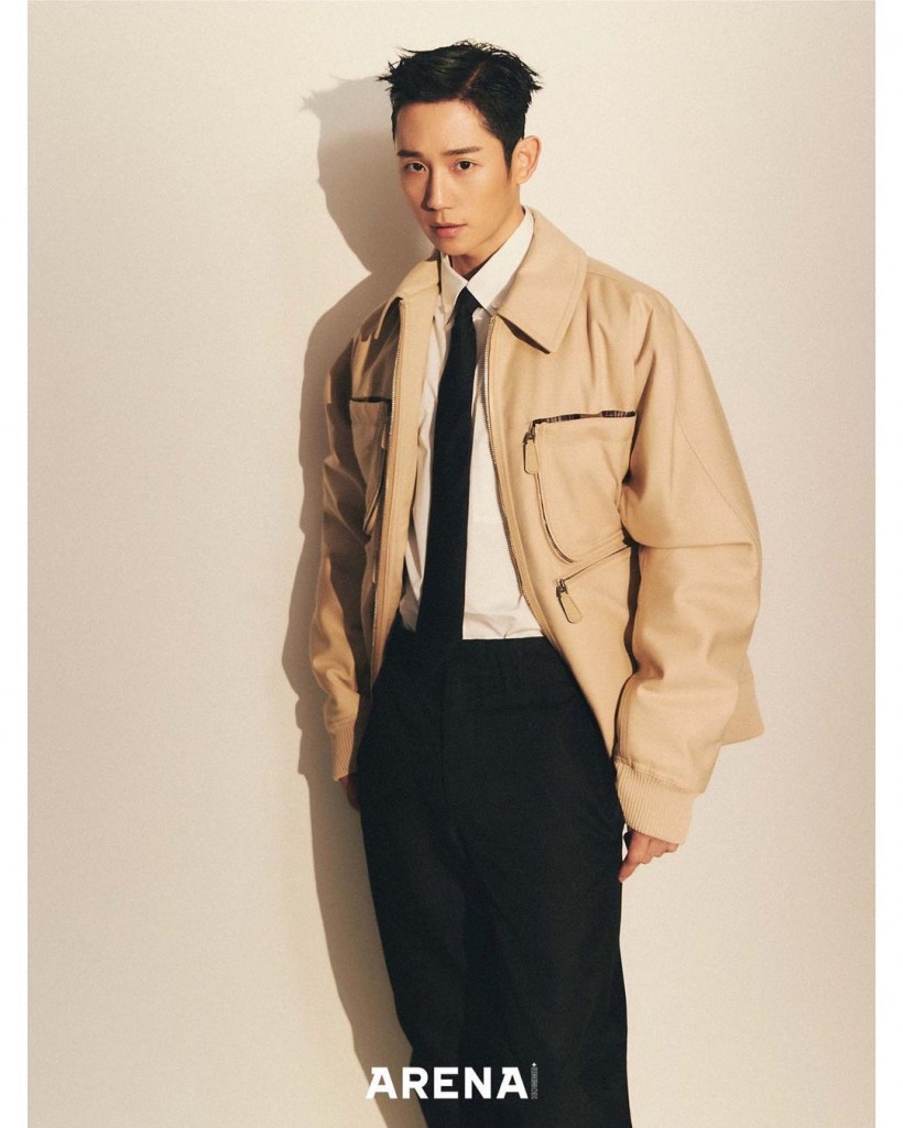 Jung Hae In for Arena
