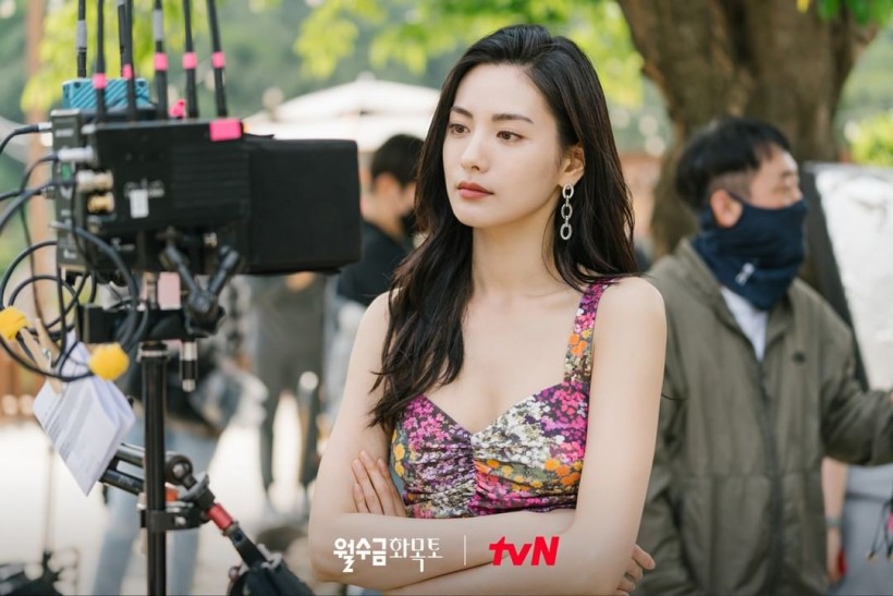THIS Beautiful Idol-Actress Makes Hilarious Cameo in ‘Love in Contract’