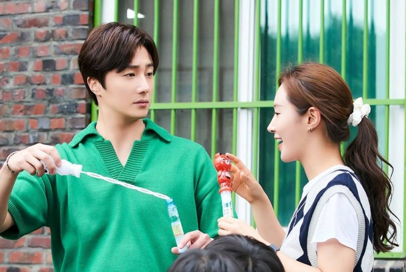 Jung Il Woo Speaks Out on His Dating Rumors With ‘Good Job’ CoStar