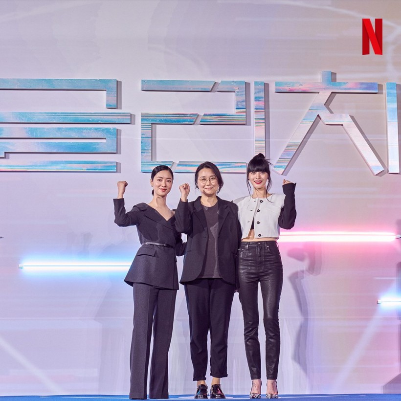 Jeon Yeo Bin, Nana Share What To Expect From Their Upcoming Netflix Series ‘Glitch’