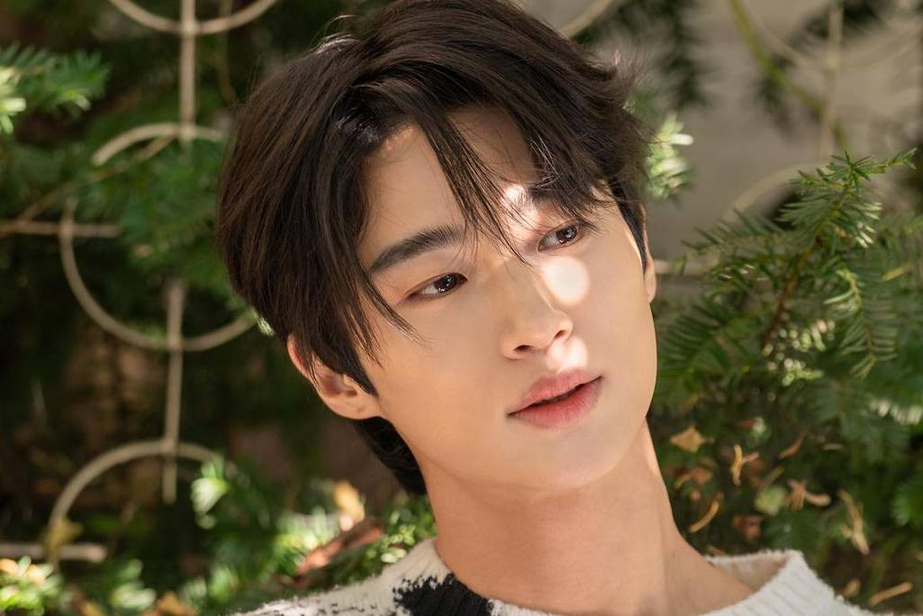 ‘20th Century Girl’ Star Byeon Woo Seok To Have His First Fan Meeting