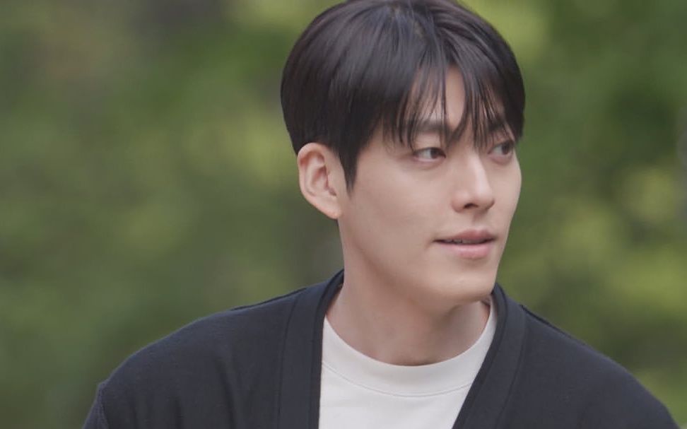 KIm Woo Bin’s Role in ‘Officer Black Belt’ Gave Him a New Appreciation for Martial Artists