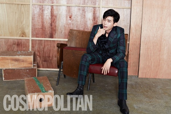 Lee Jong Suk Is The Cover Guy for 'Cosmopolitan' Magazine Busan
