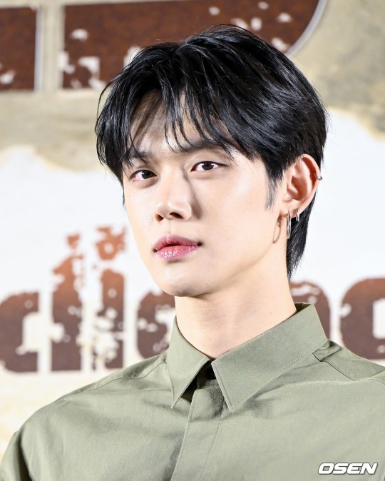 TXT Yeonjun Stuns at Movie Premiere— Sets a New Bar for Handsomeness ...