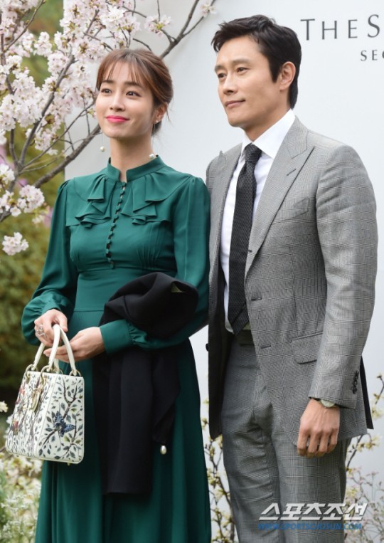 Lee Byung-hun and Lee Min-jung