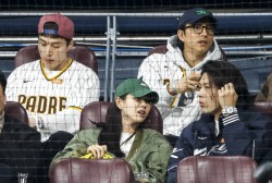 Lee Dong Wook, Gong Yoo, Son Ye Jin, Hyun Bin