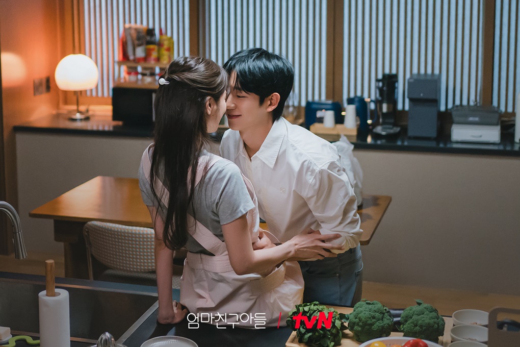 ‘Love Next Door’ Recap Episode 14: A Marriage Proposal Is Rejected Ahead of Finale Weekend