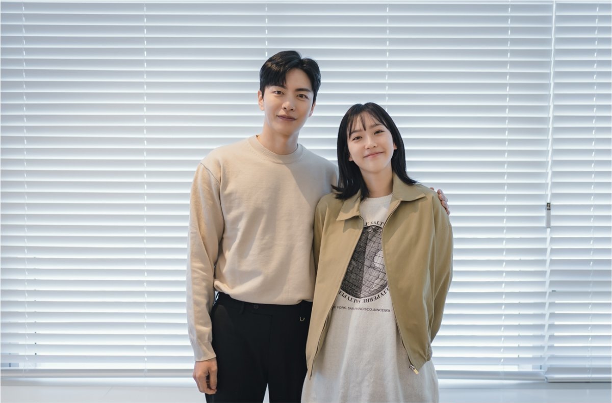 ‘Face Me’: Lee Min Ki and Han Ji Hyun Join First Script Reading for Mystery Thriller Series