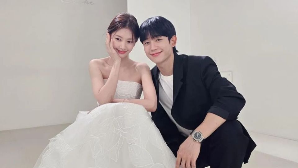 Jung So Min Finally Responds to Jung Hae In’s Mysterious ‘No Comment’ on Dating Rumors