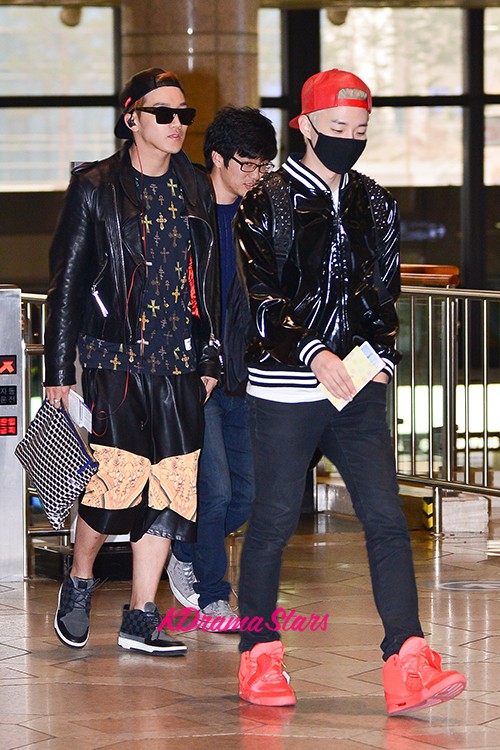 2PM's Jun.K and Junho at Gimpo Airport Heading to Japan - April 15 ...