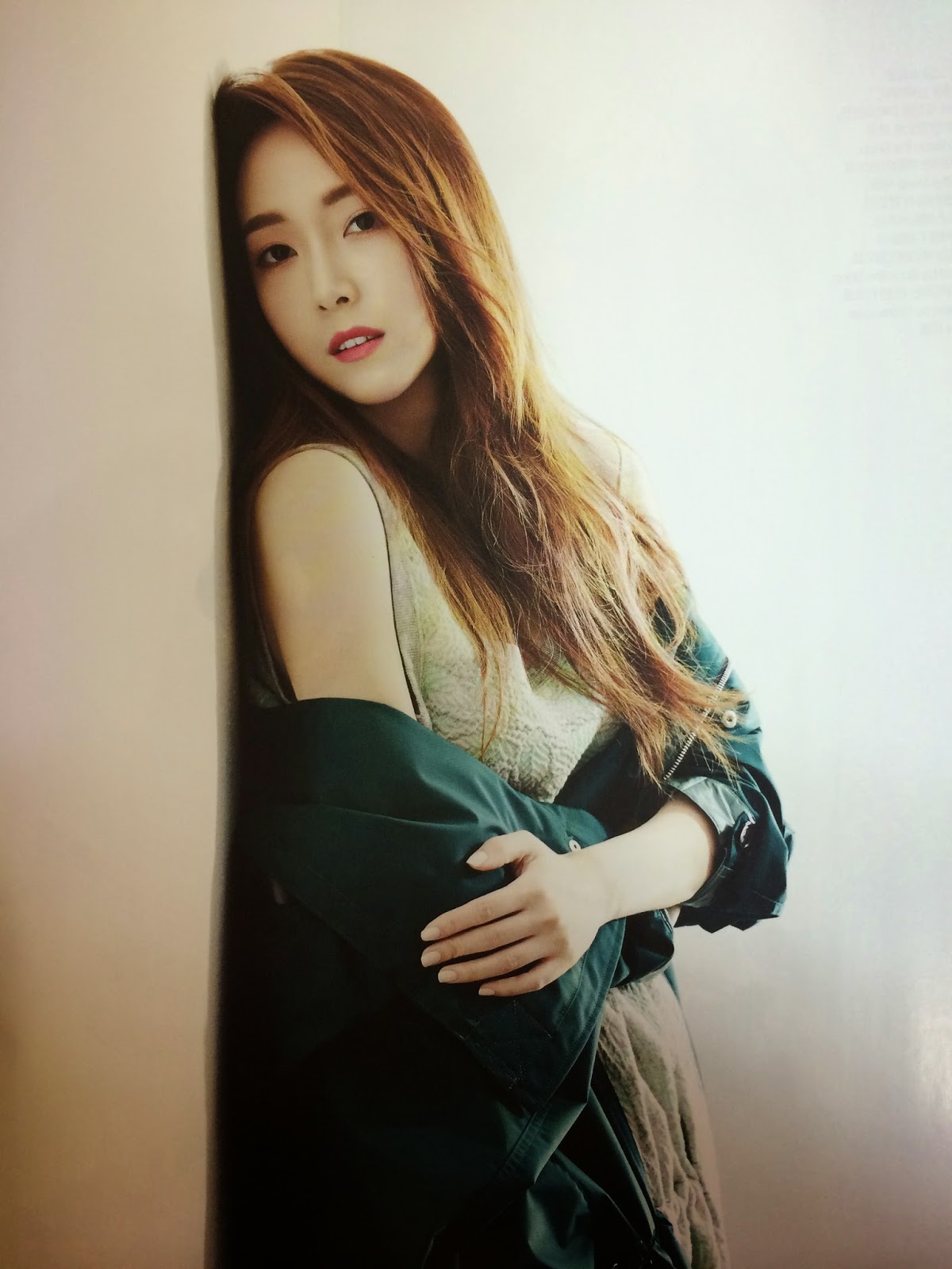 Girls GenerationSNSD Jessica on Harper's Bazaar Magazine May 2014 Issue : Photos : KDramaStars