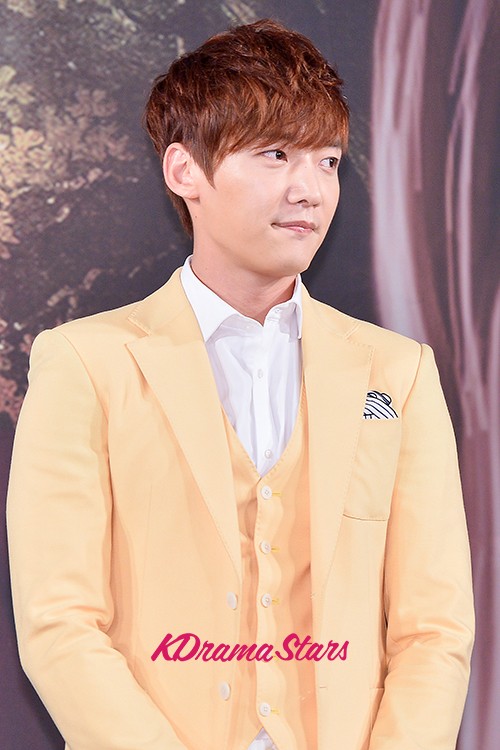 Choi Jin Hyuk Attends MBC 'Fated to Love You' Press Conference - June