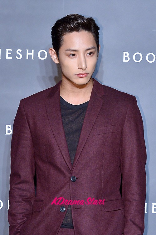 Lee Soo Hyuk, Lee Jung Jae, Ha Jung Woo and Hong Jong Hyun Attend Boon ...