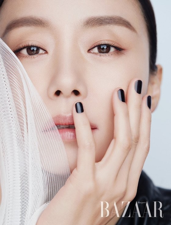 Jeon Do-Yeon Harper's Bazaar Korea Photoshoot + Beauty Secret : Photos ...